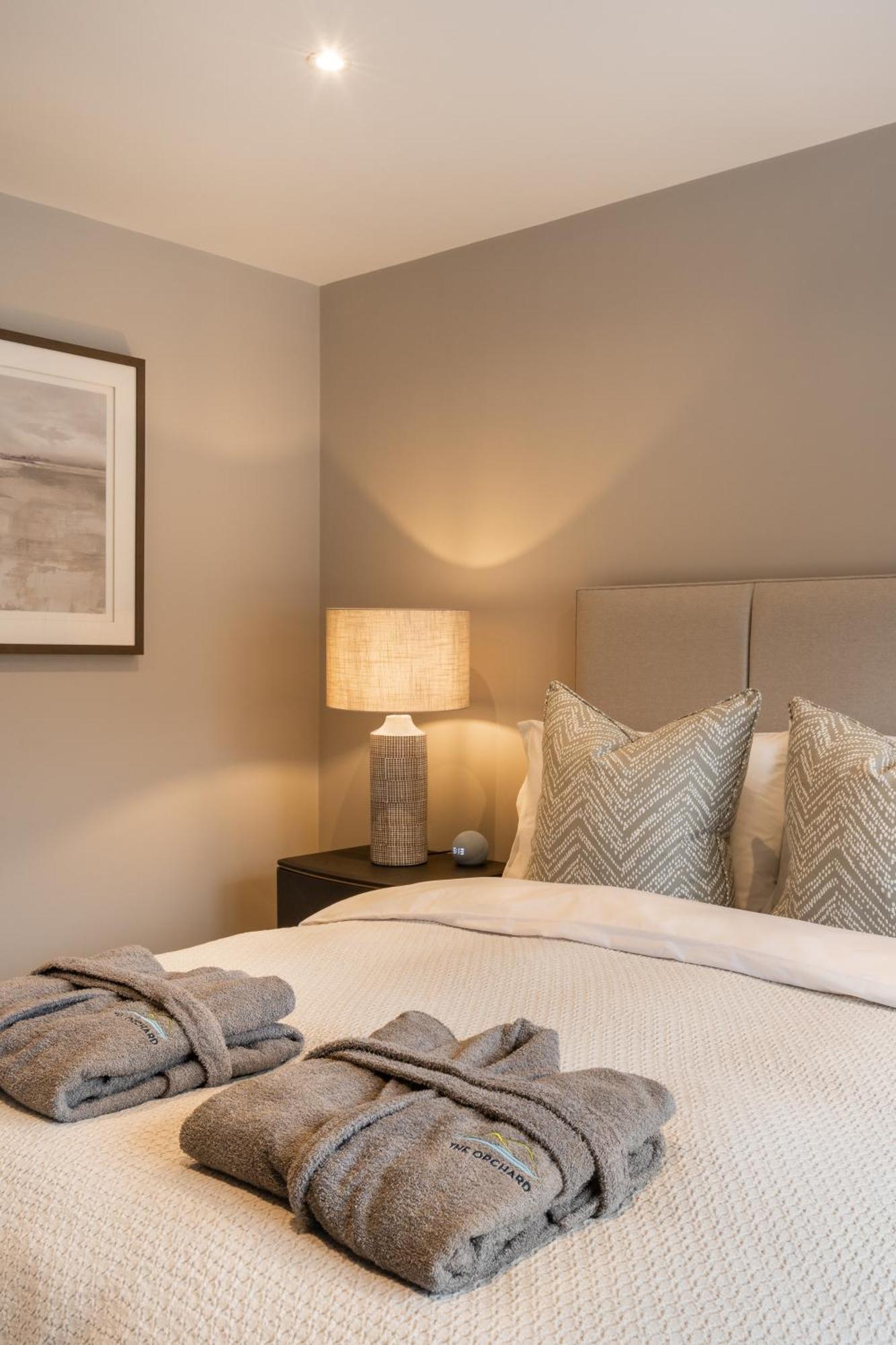 The Orchard, 5 Star Luxury Accommodation Newcastle  Exteriör bild